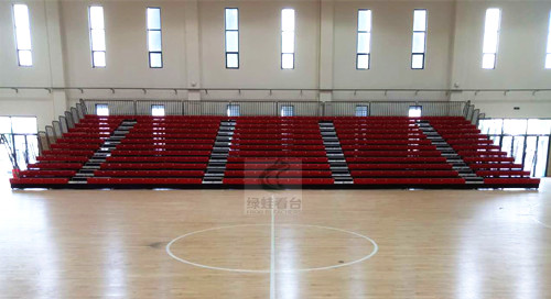 荊州中學(xué)新校區(qū)體育館伸縮看臺