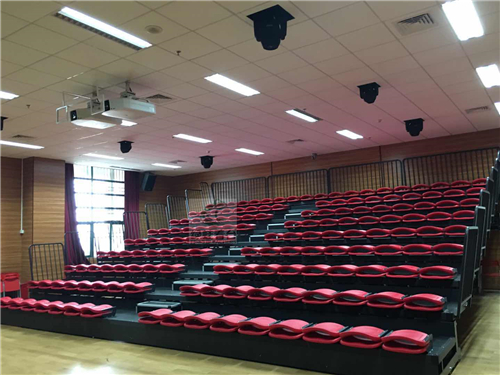 深圳市職業(yè)病防治院8層伸縮看臺(tái)