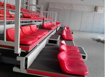 山西太原衛(wèi)生學(xué)校實(shí)驗(yàn)室采購綠蛙伸縮看臺