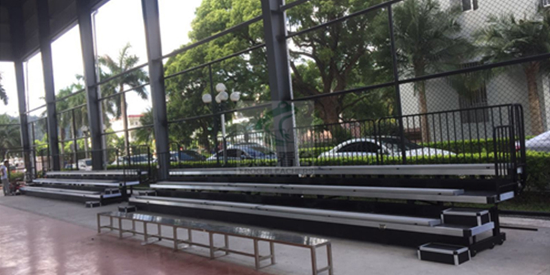 美！綠蛙簡(jiǎn)易活動(dòng)看臺(tái)入駐深圳坪山新區(qū)社區(qū)