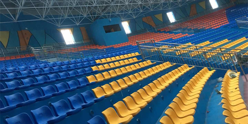 福建龍川集團(tuán)再次攜手綠蛙看臺，巨資打造贛州極地海洋世界