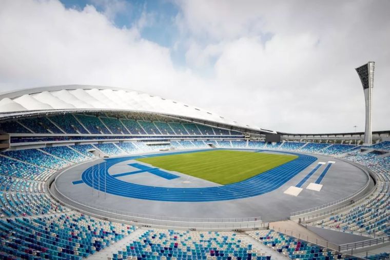 ?？谖逶大w育館落成，看臺(tái)設(shè)計(jì)細(xì)節(jié)提高觀眾舒適度