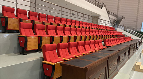 體育場(chǎng)館中的固定看臺(tái)座椅安裝方式有哪些？怎么選擇合適的座椅安裝方式？